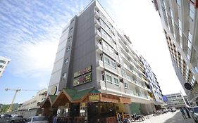 โรงแรมป่าตองเซ็นเตอร์